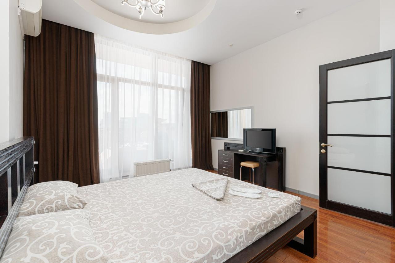 Arcadia Palace 2-Bedrooms Apartment With Terrace Odessa Buitenkant foto