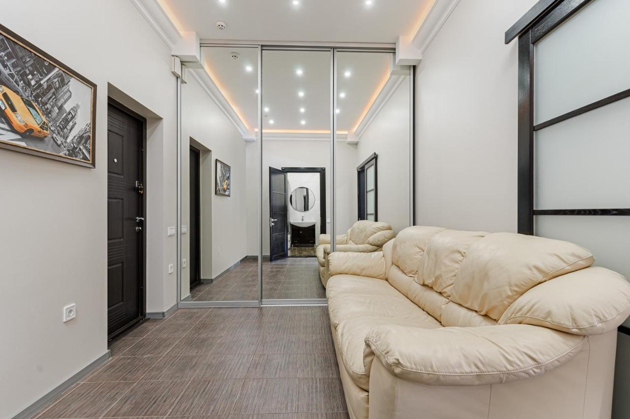 Arcadia Palace 2-Bedrooms Apartment With Terrace Odessa Buitenkant foto
